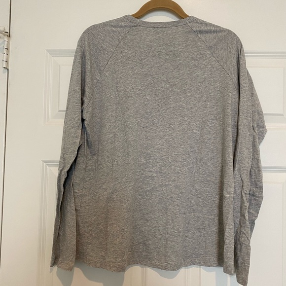NWT SoulCycle Connecticut Long Sleeve/ Size Large - Picture 3 of 9